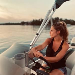 Meet your Posher, Nikki